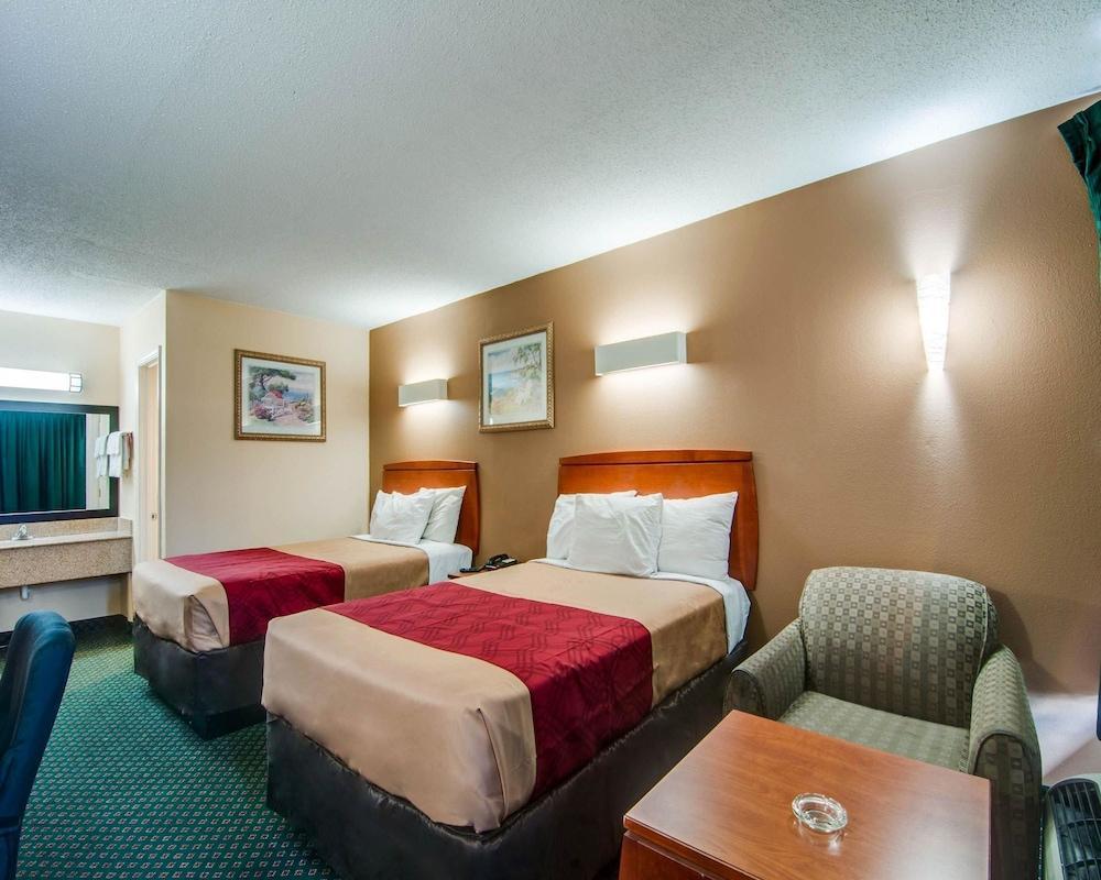 Econo Lodge Civic Center Ρόανοκ Εξωτερικό φωτογραφία