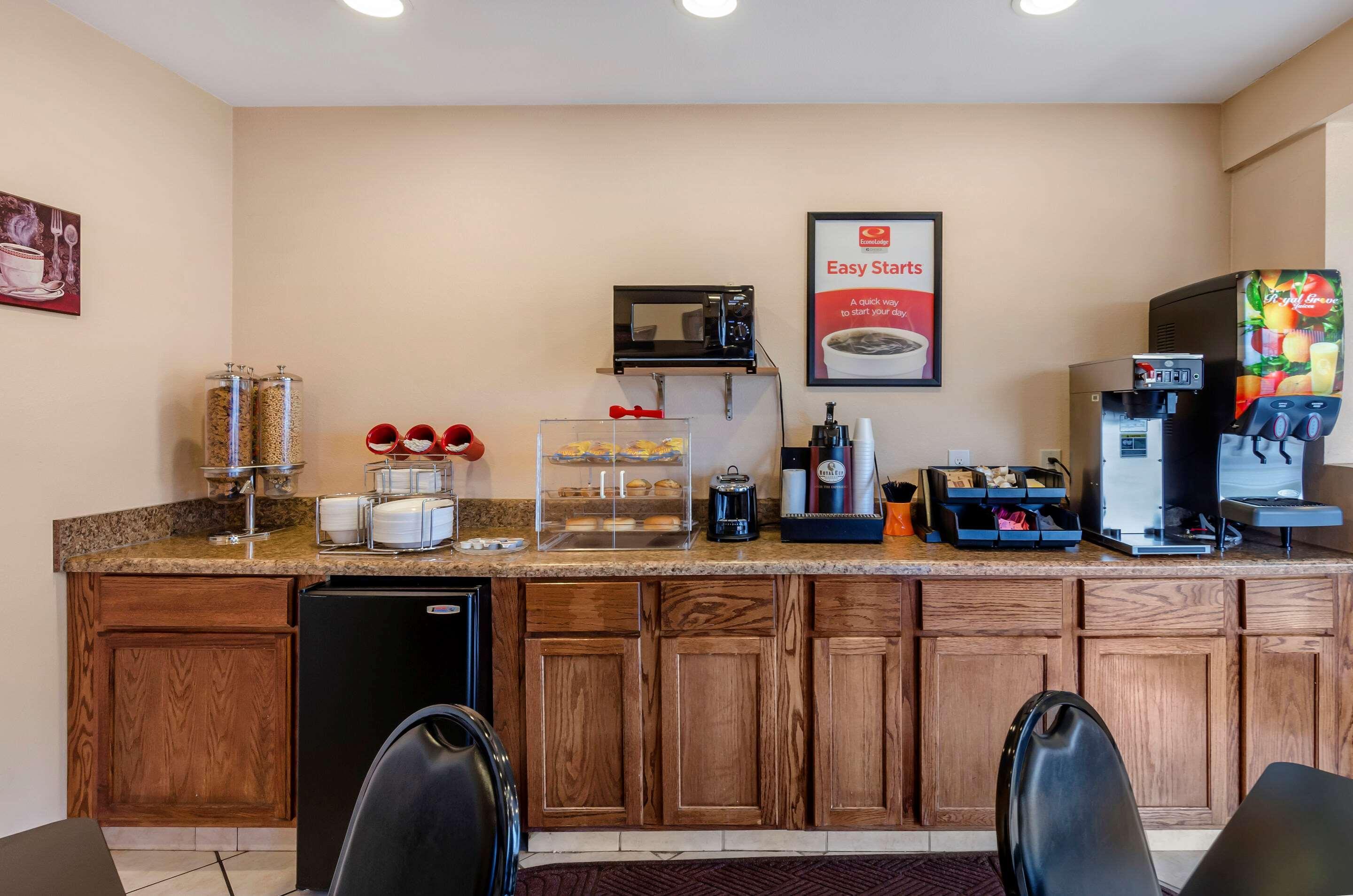 Econo Lodge Civic Center Ρόανοκ Εξωτερικό φωτογραφία